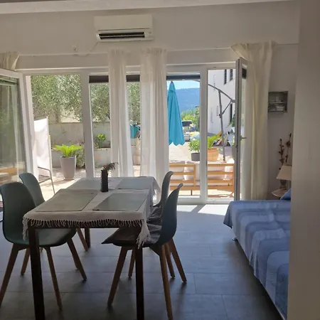 Apartman Obala 111 Poljica